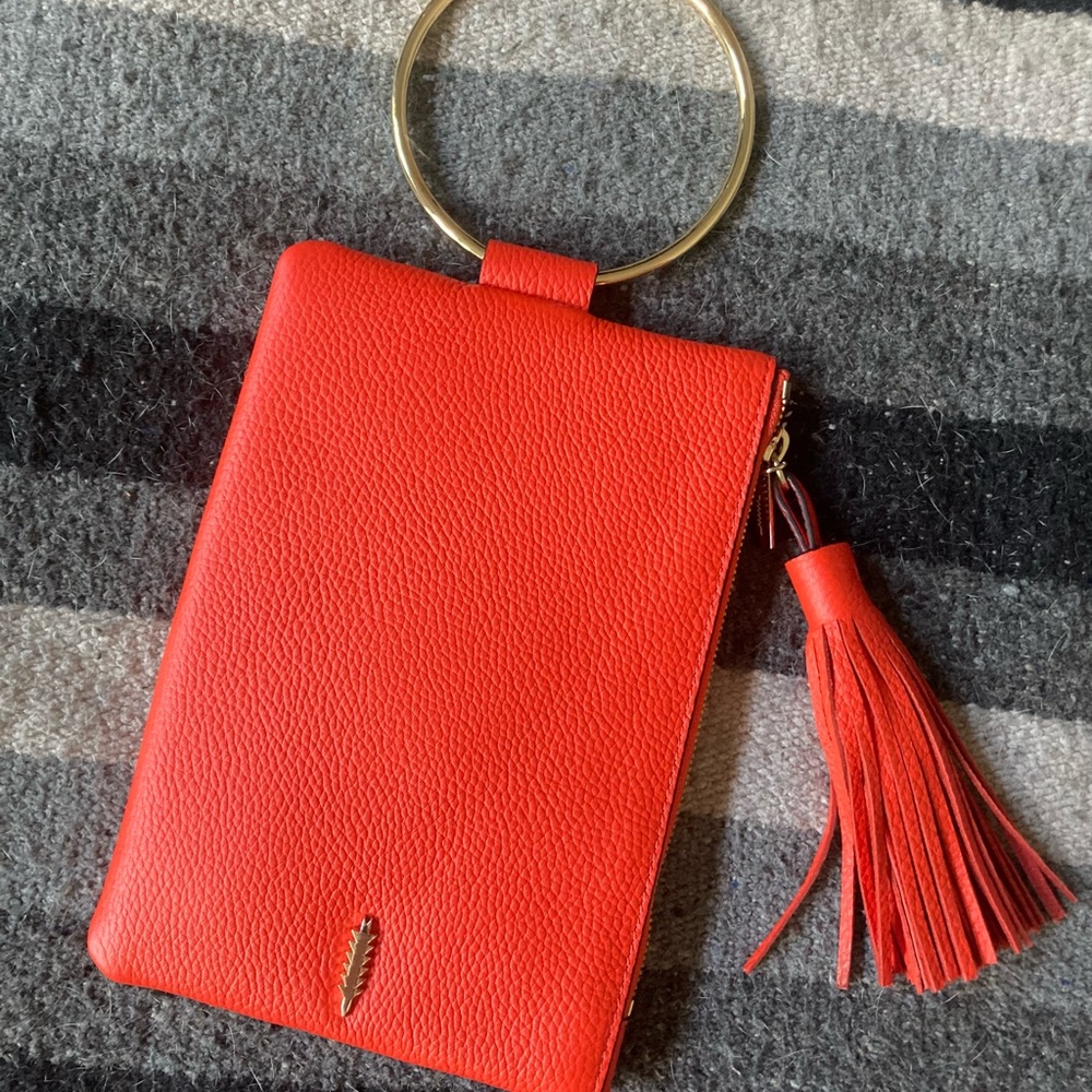 Thacker Nolita clutch — NWT in Chili 🌶